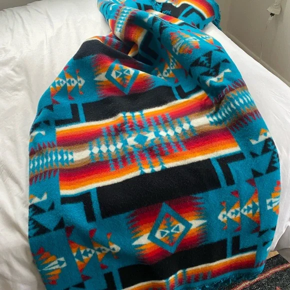 NWT Pendleton Chief Joseph blanket/shawl turquoise